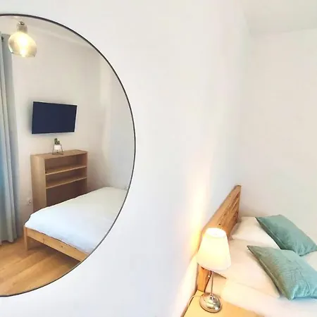 Fajne Miejsce Bed & Breakfast Leba