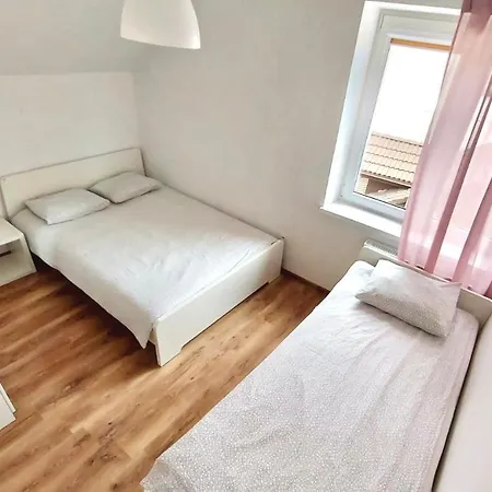 לינה וארוחת בוקר Fajne Miejsce 3*