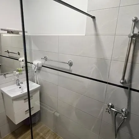 Fajne Miejsce 3*